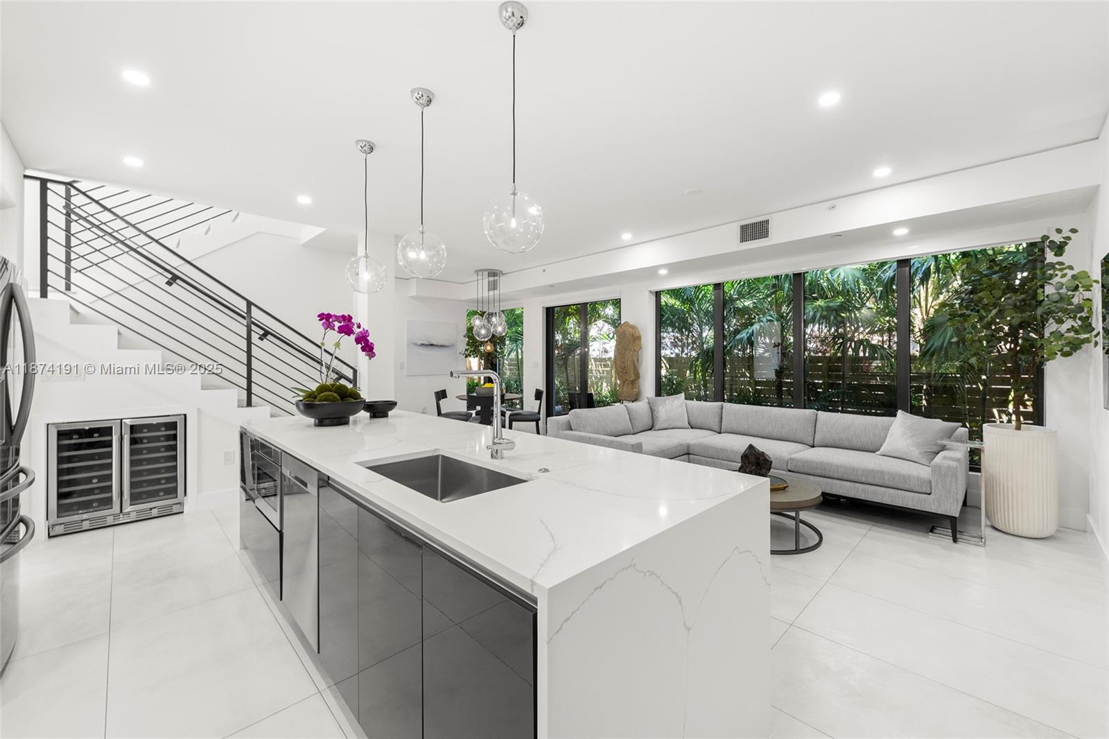 2679 NE 8th Ave Wilton Manors, FL 33334