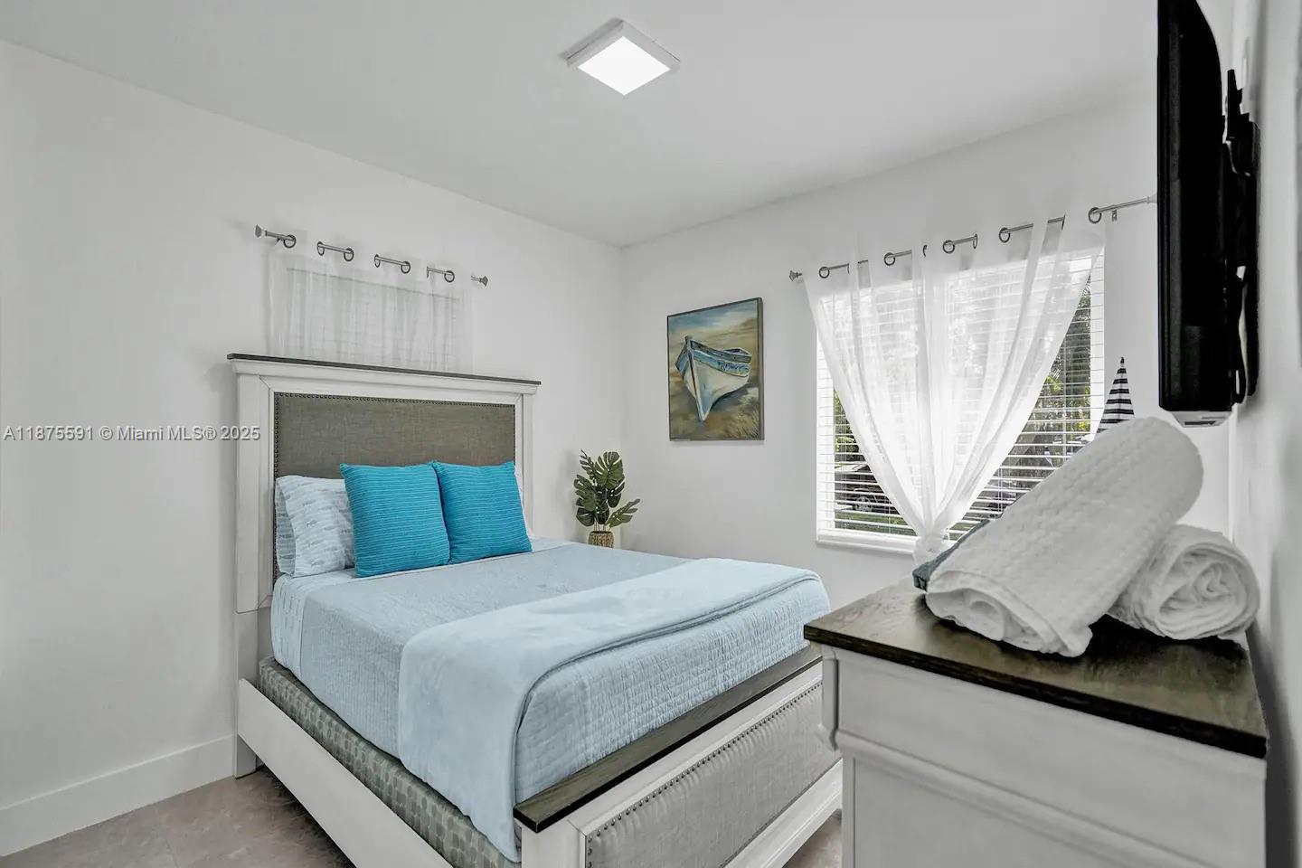 1100 NE 17th Way Fort Lauderdale, FL 33304