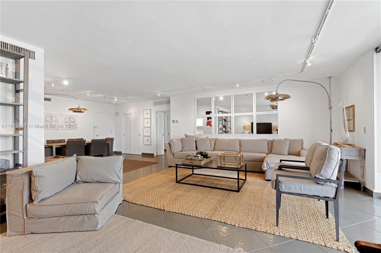 image Island House Apt Inc-coop3