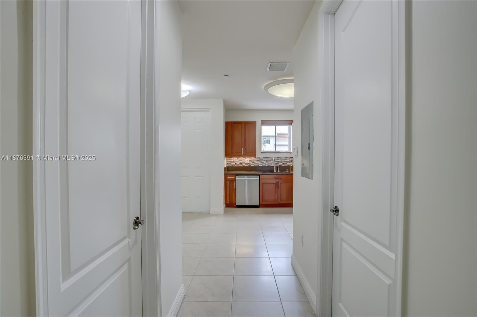 406 SW 14th Ave #406 Fort Lauderdale, FL 33312 406 SW 14th Ave #406 Fort Lauderdale, FL 33312