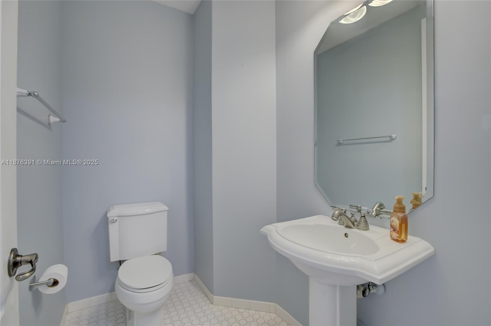 406 SW 14th Ave #406 Fort Lauderdale, FL 33312 406 SW 14th Ave #406 Fort Lauderdale, FL 33312
