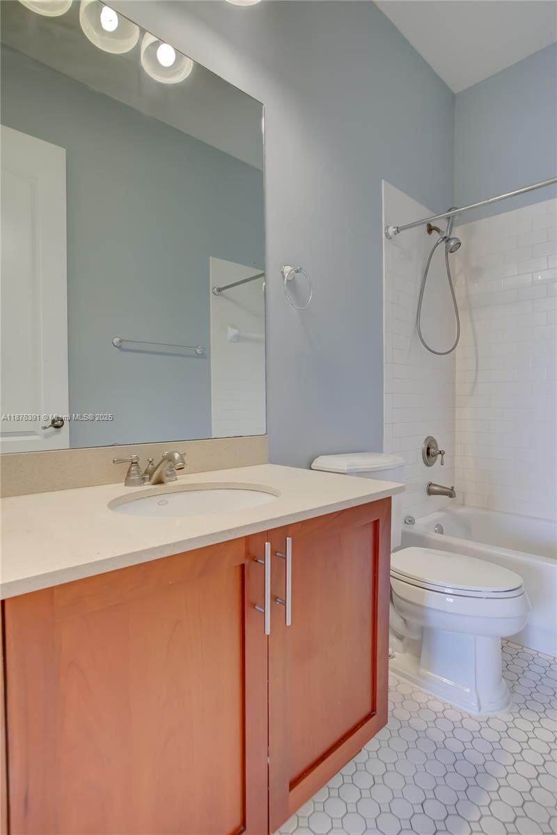 406 SW 14th Ave #406 Fort Lauderdale, FL 33312 406 SW 14th Ave #406 Fort Lauderdale, FL 33312