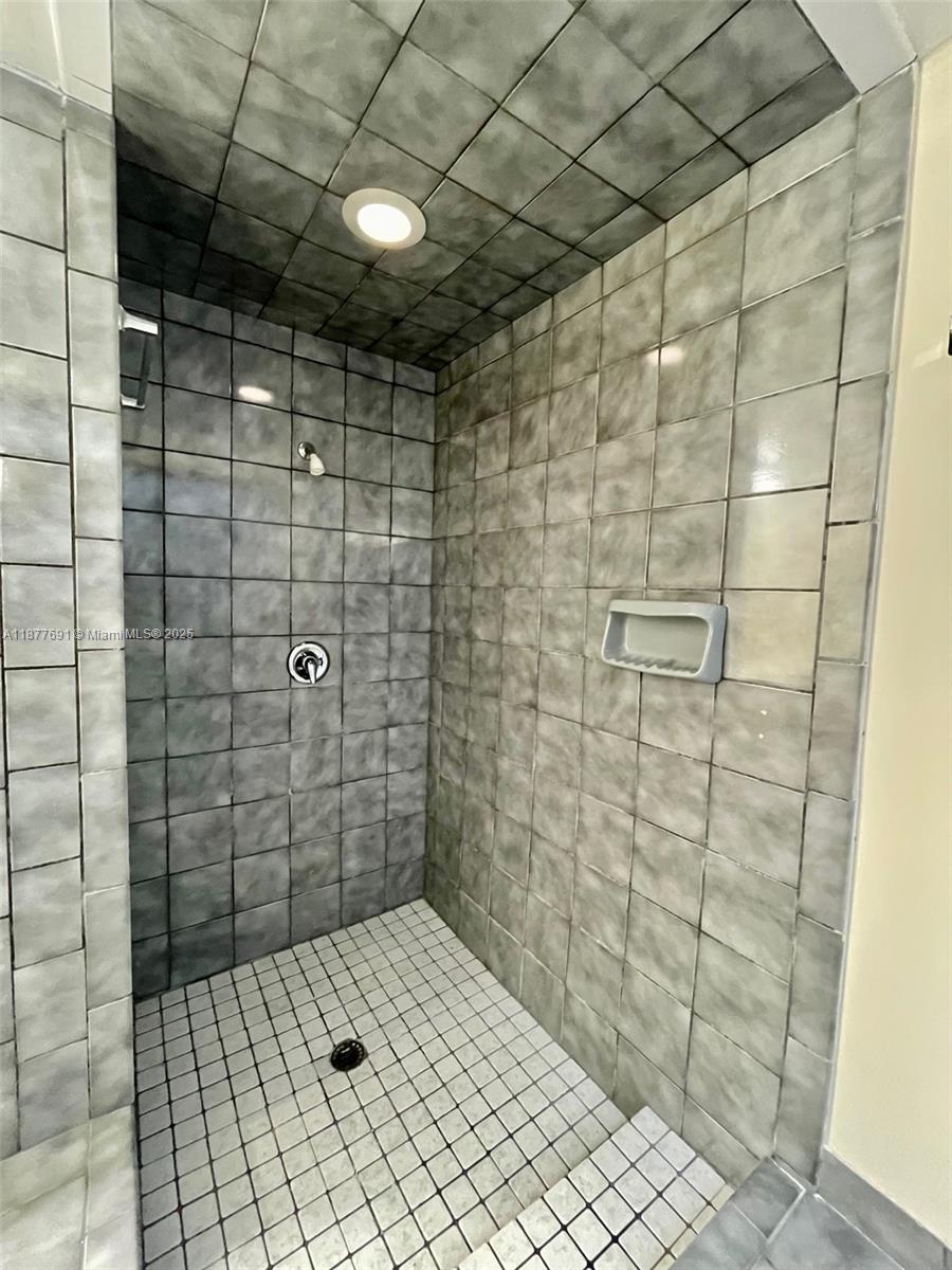 8251 SW 157th Ave #106 Miami, FL 33193