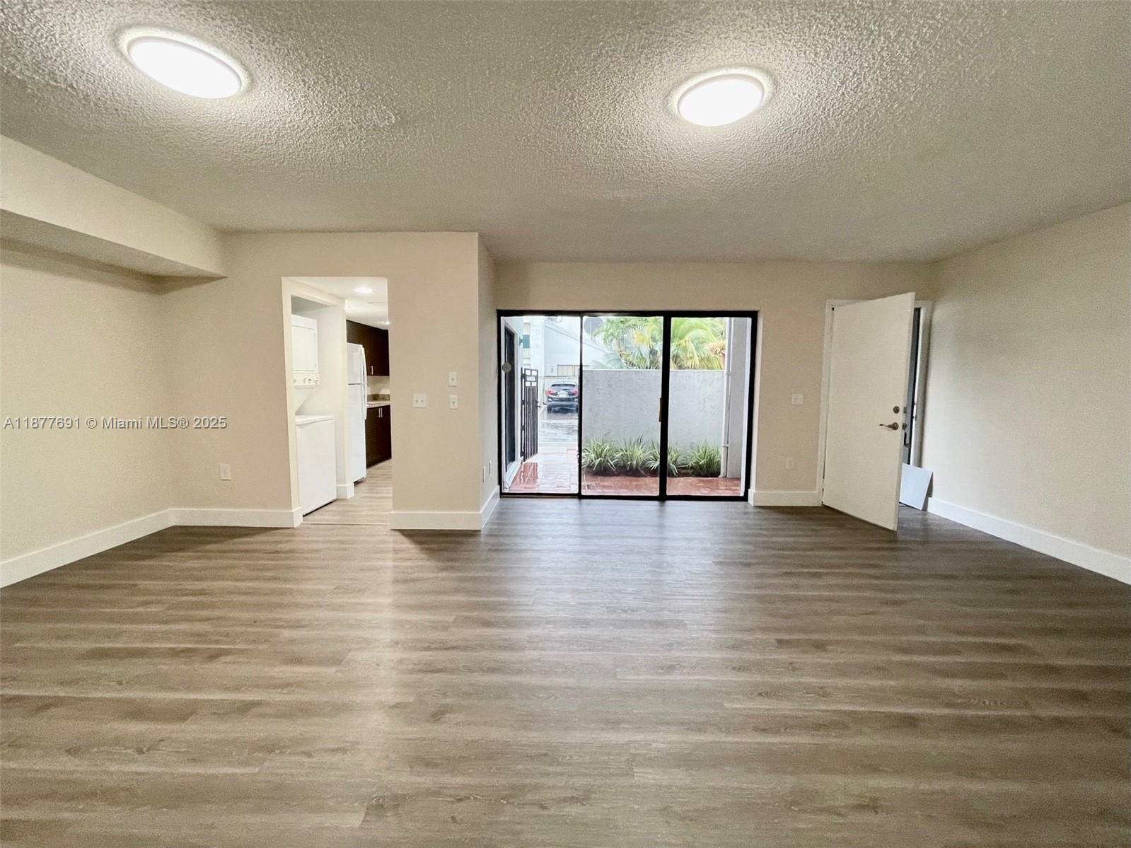 8251 SW 157th Ave #106 Miami, FL 33193