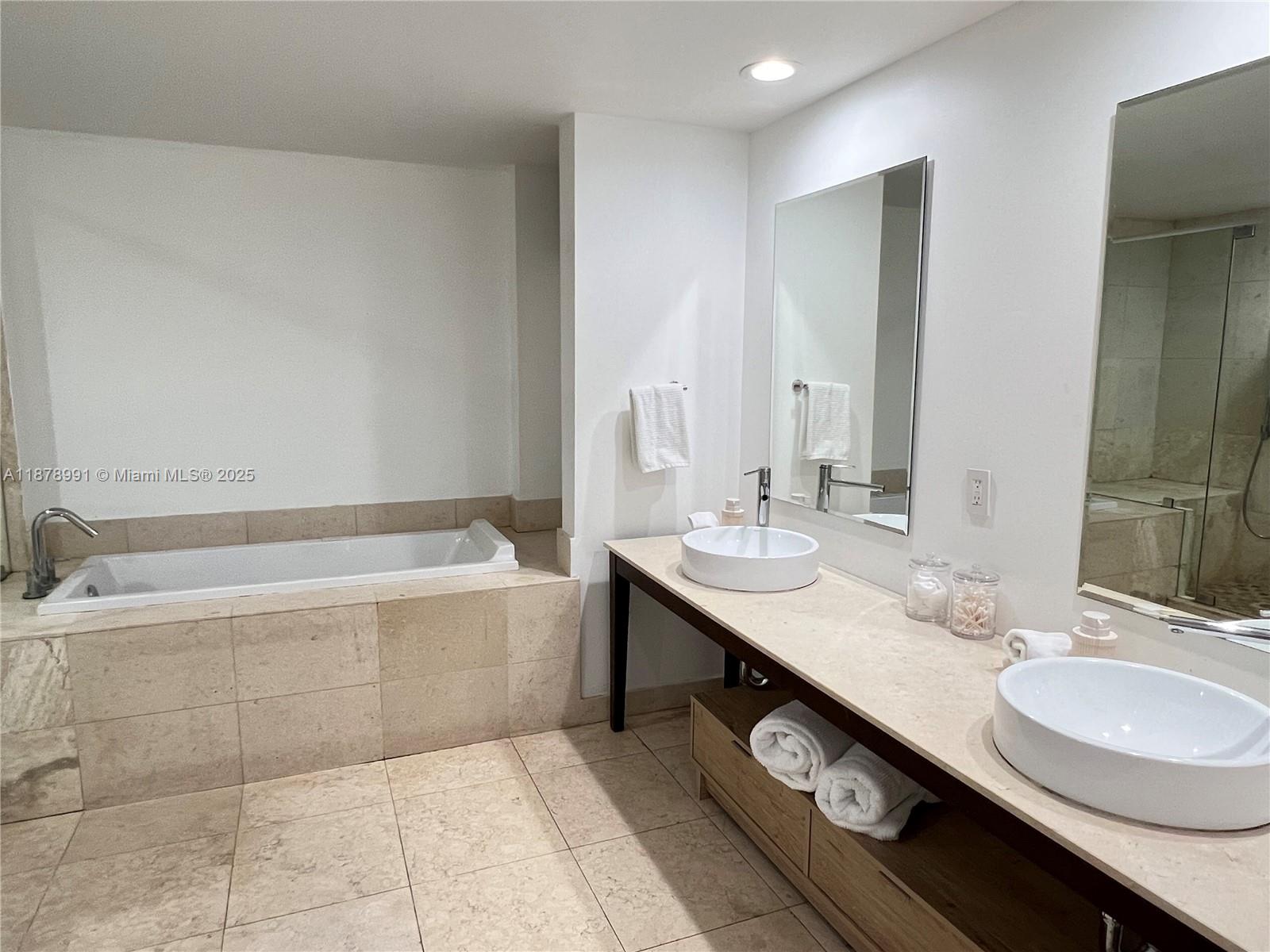 image Icon Brickell No Two10