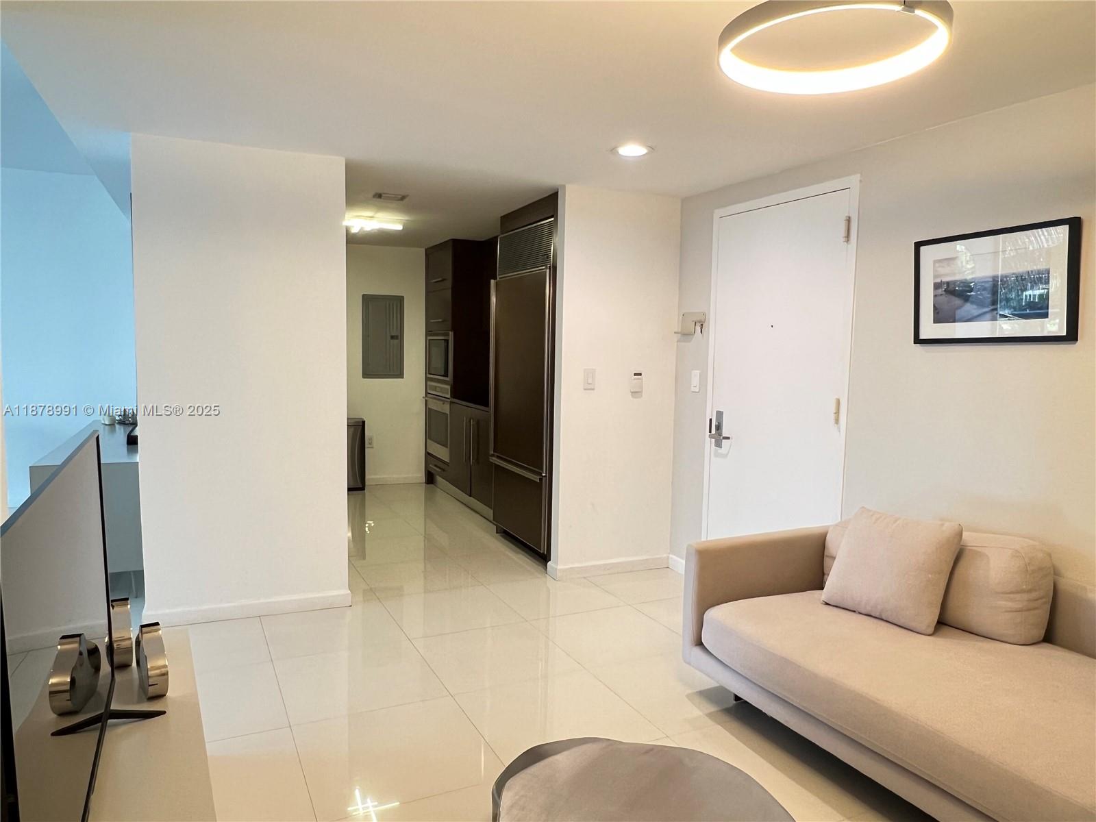 image Icon Brickell No Two3