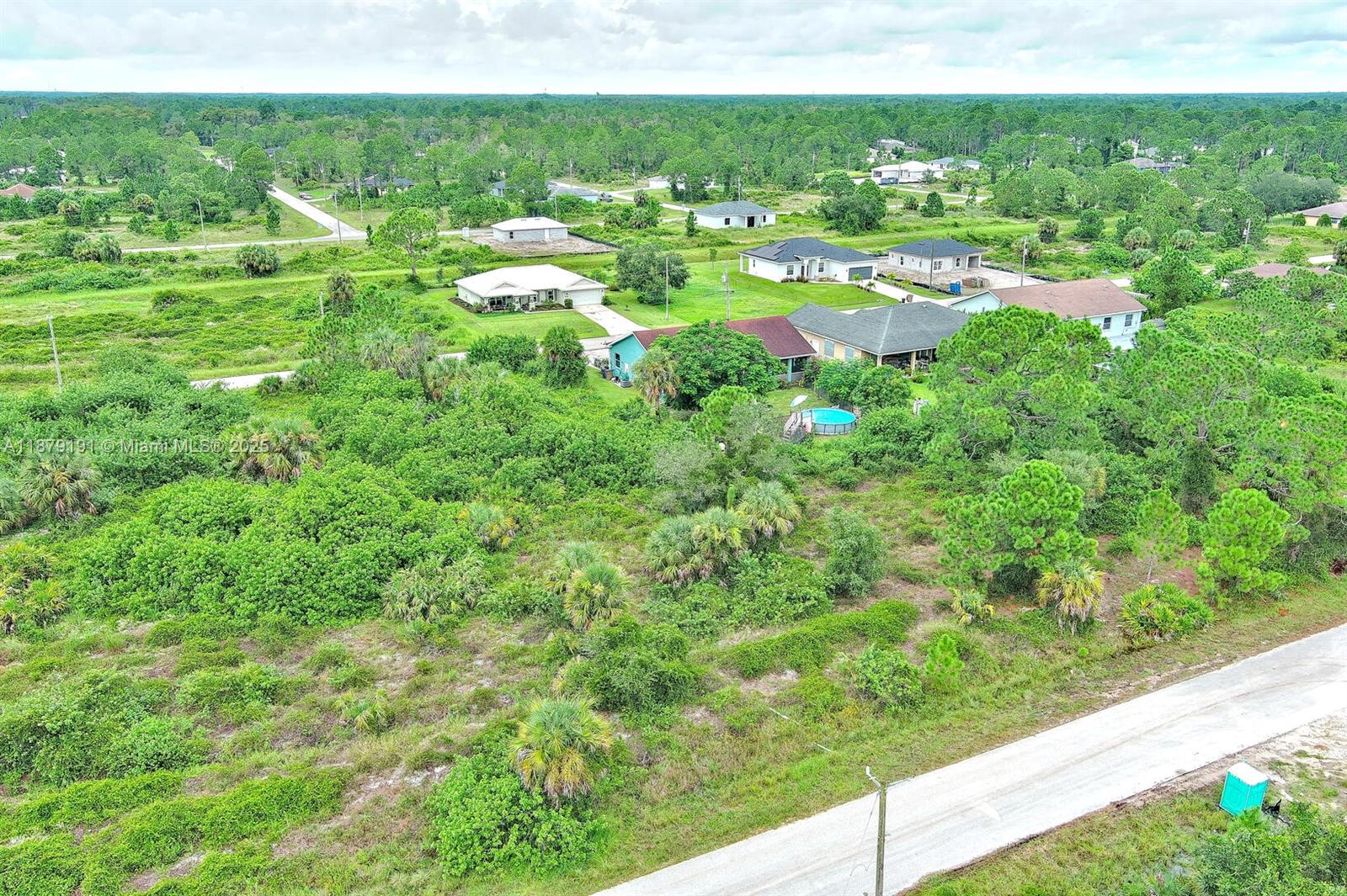 928 Norfolk Ave S Lehigh Acres, FL 33974