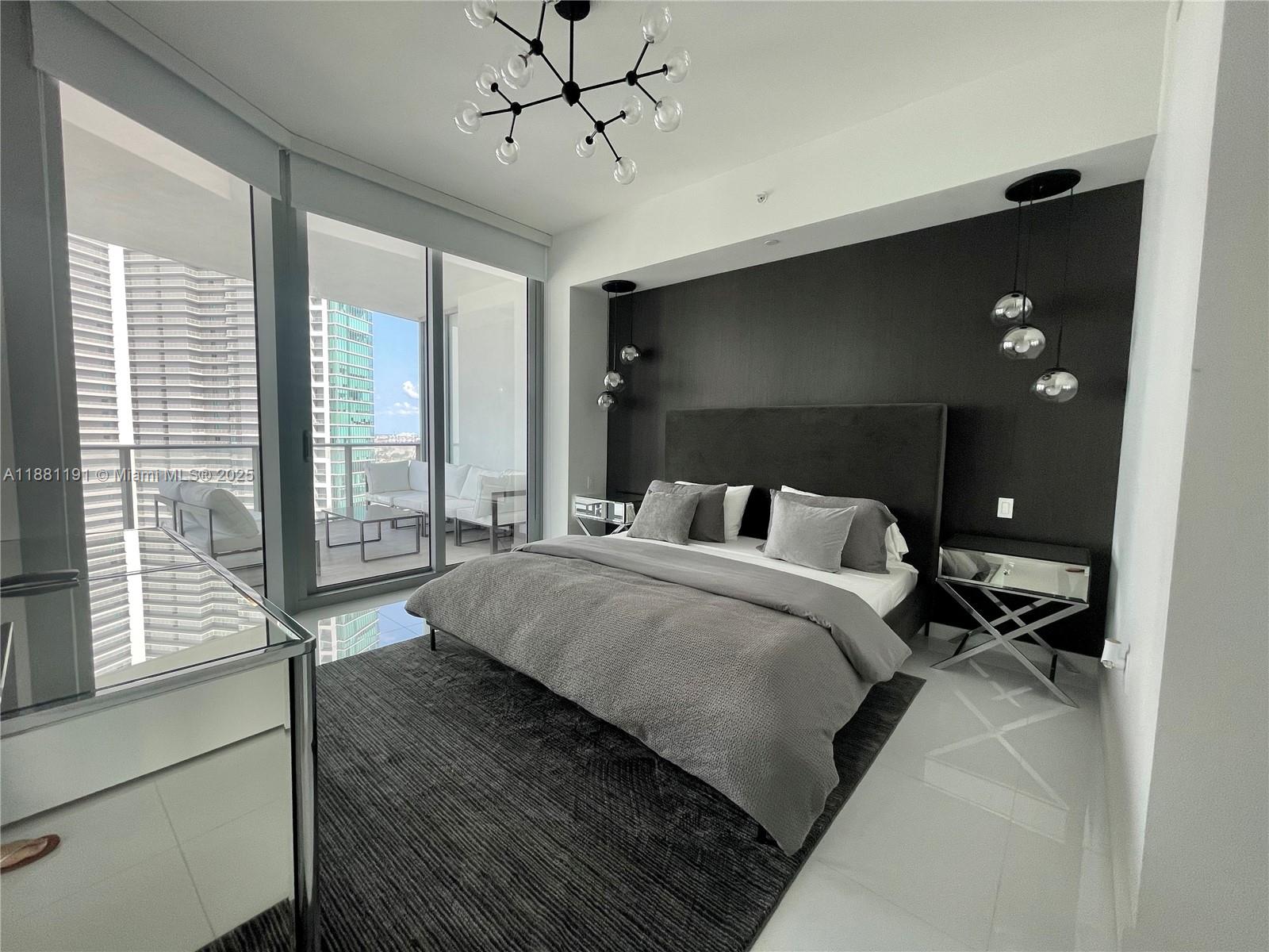 851 NE 1st Ave #2403