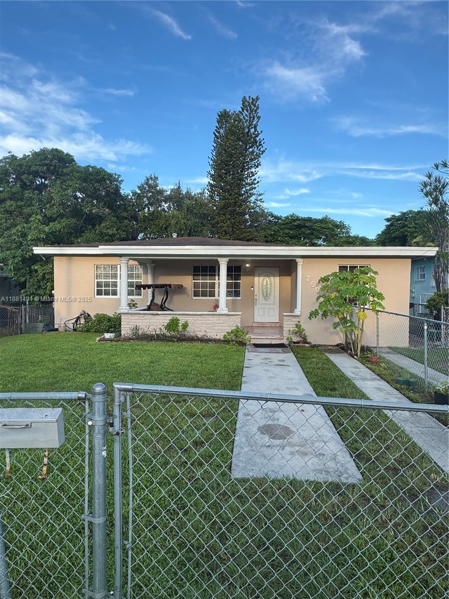 750 NW 24th Ave