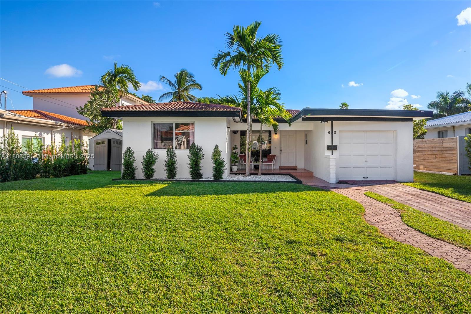 840 S Shore Dr
