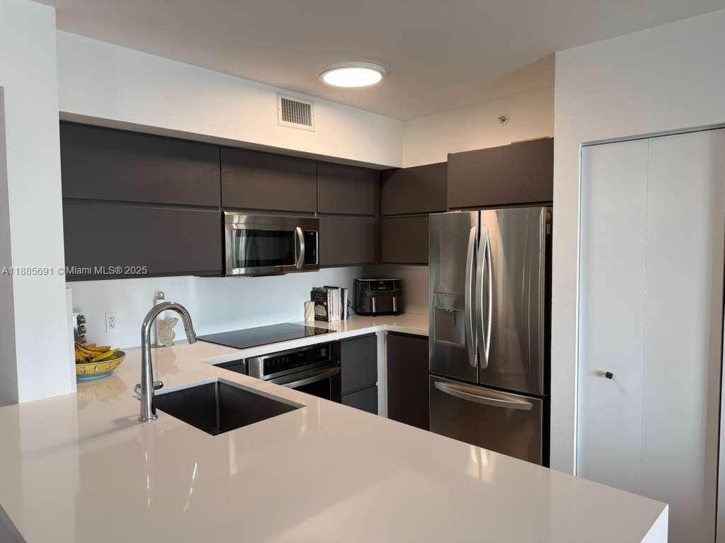 image The Mark On Brickell5