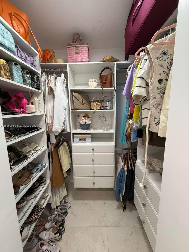 image The Mark On Brickell7