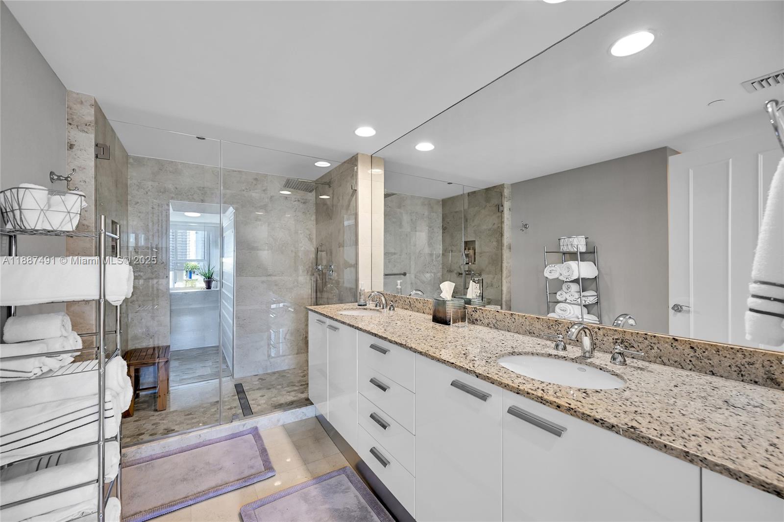 1850 S Ocean Dr #1507 Hallandale Beach, FL 33009