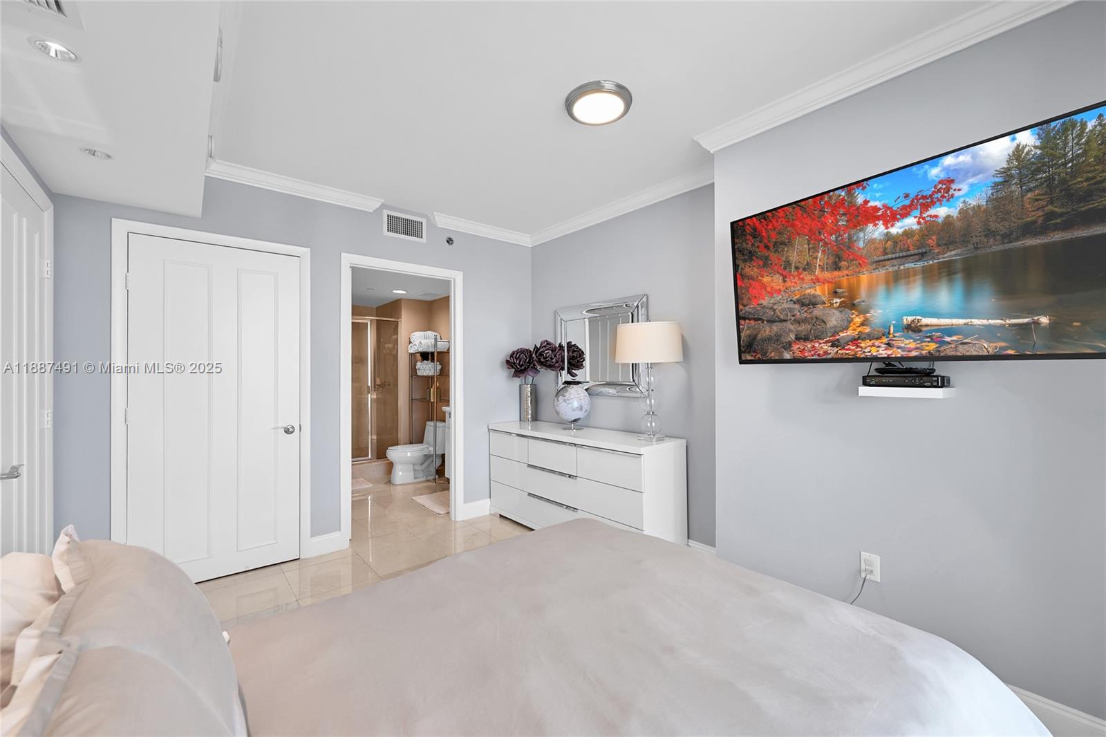 1850 S Ocean Dr #1507 Hallandale Beach, FL 33009