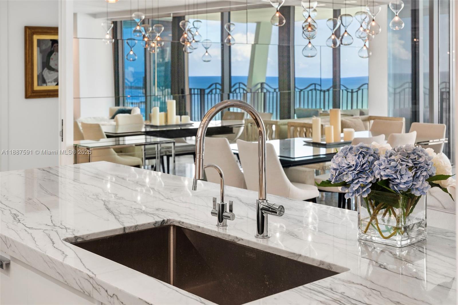 1500 Ocean Dr #UPH-5 Miami Beach, FL 33139