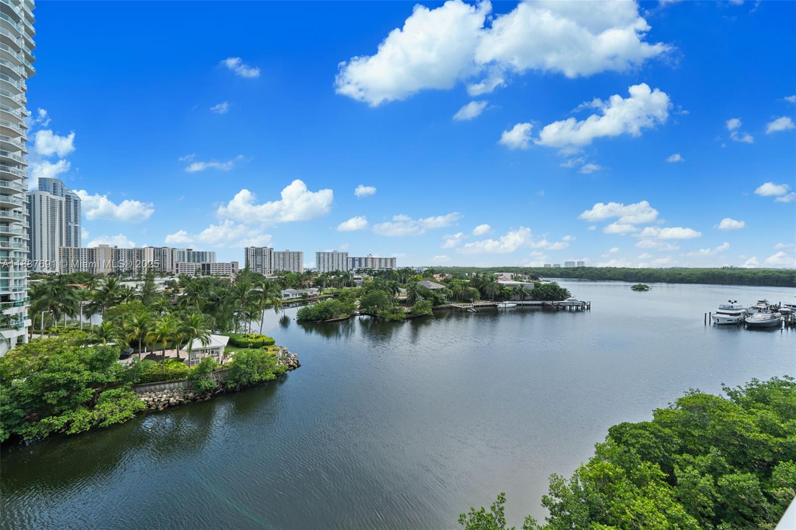 image Parque Towers76