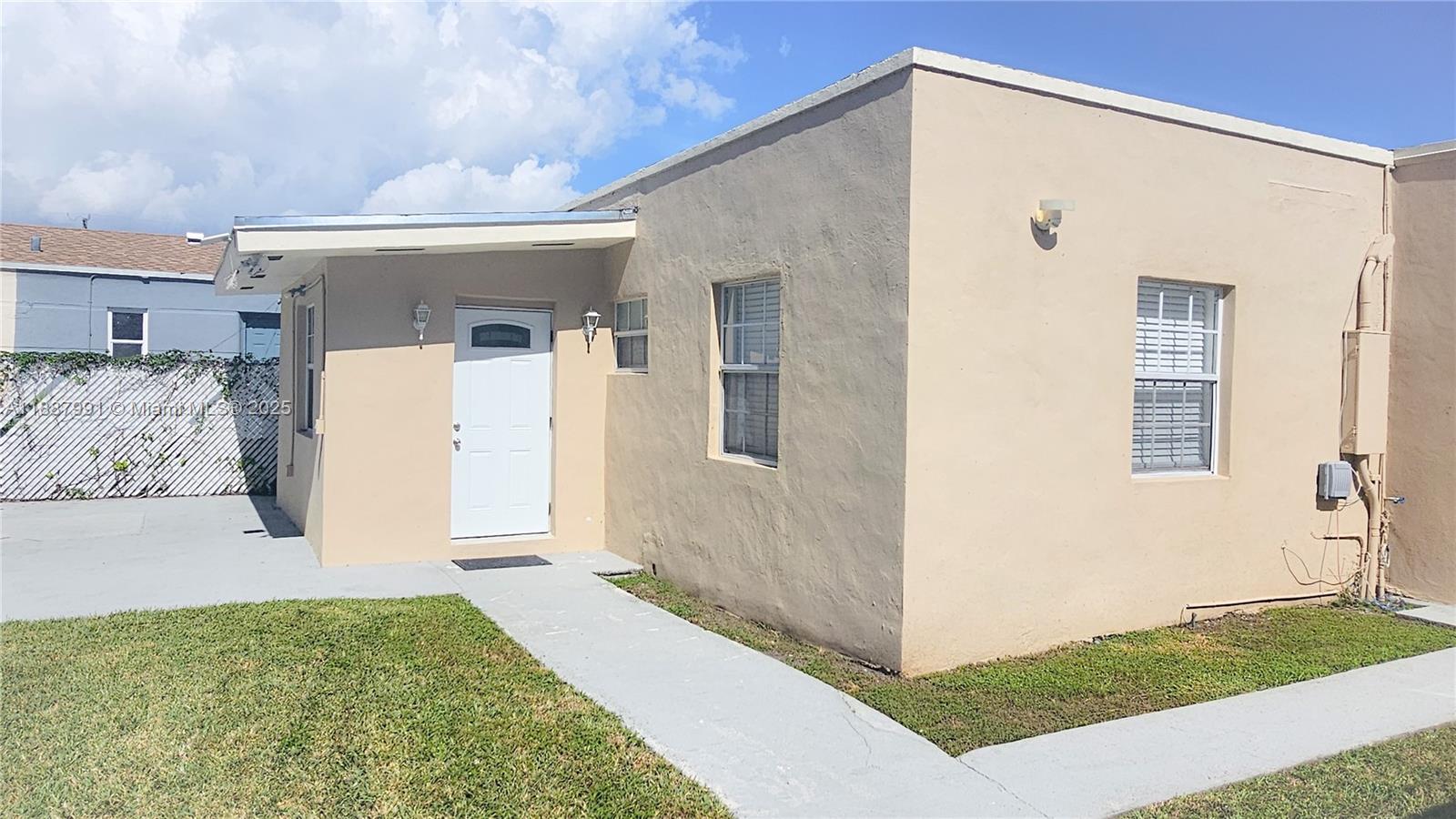 2265 SW 15th St #Rear