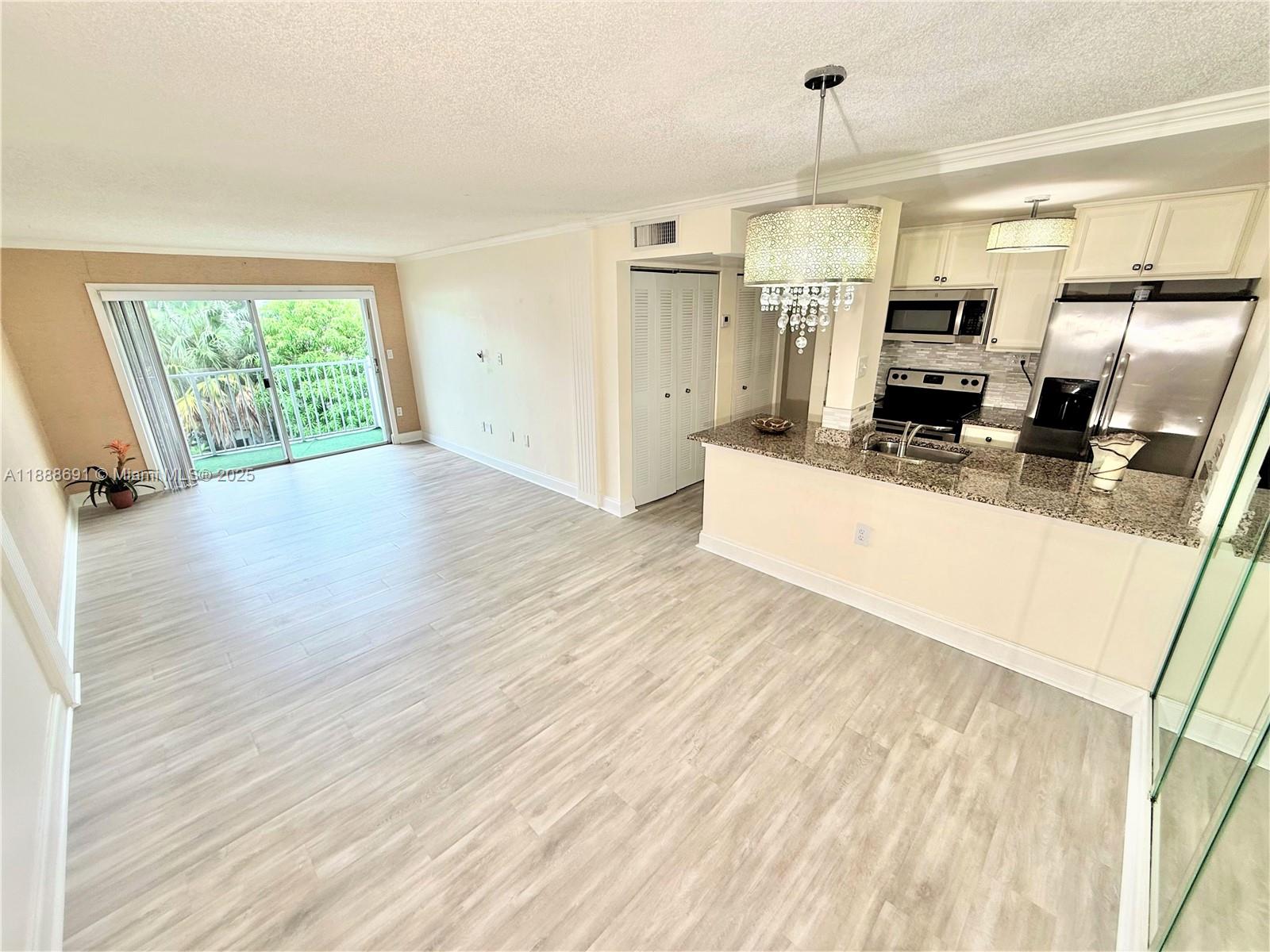 2530 SW 3rd Ave #206