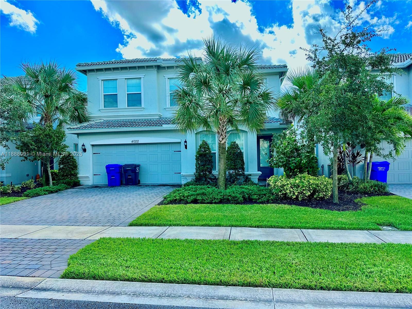 4022 Large Leaf Ln