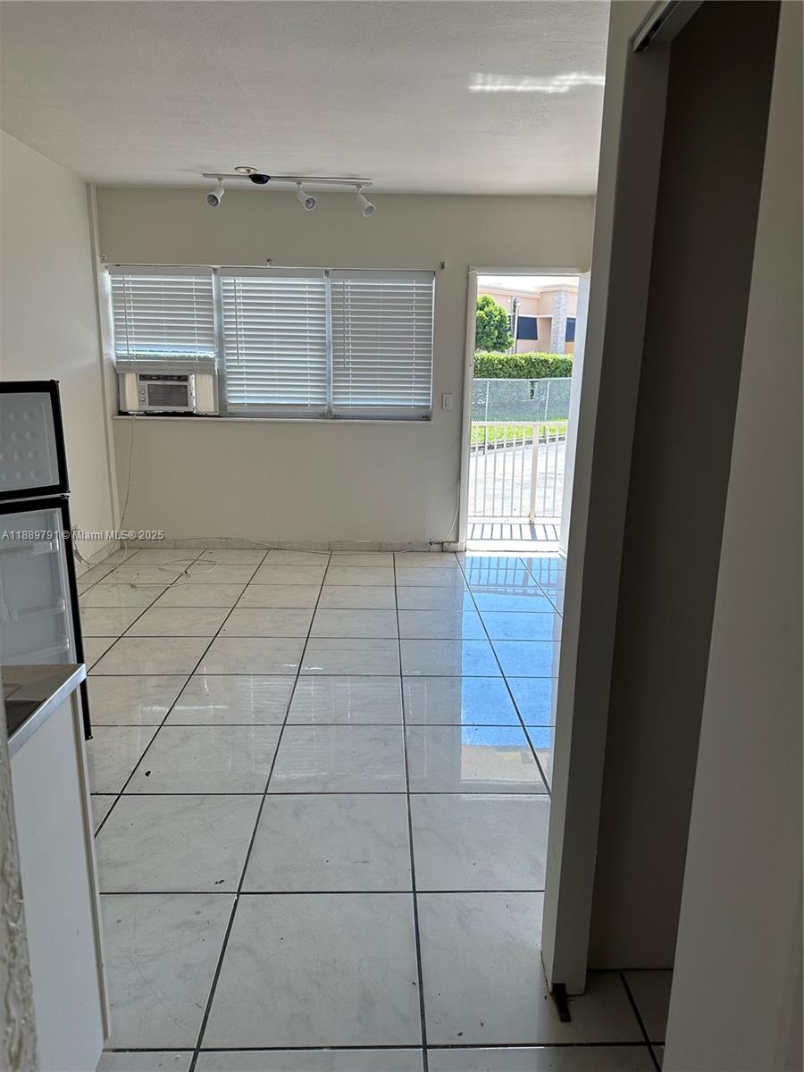 26 Diplomat Pkwy #2248