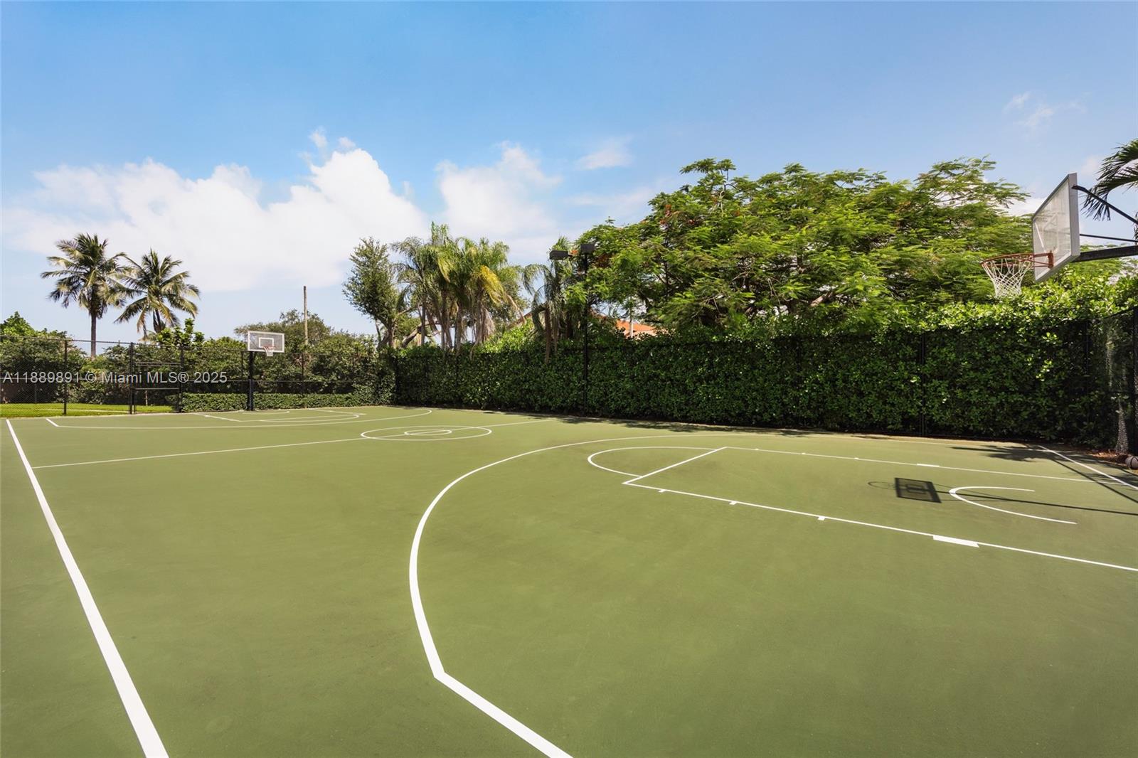 14200 Farmer Rd Palmetto Bay, FL 33158