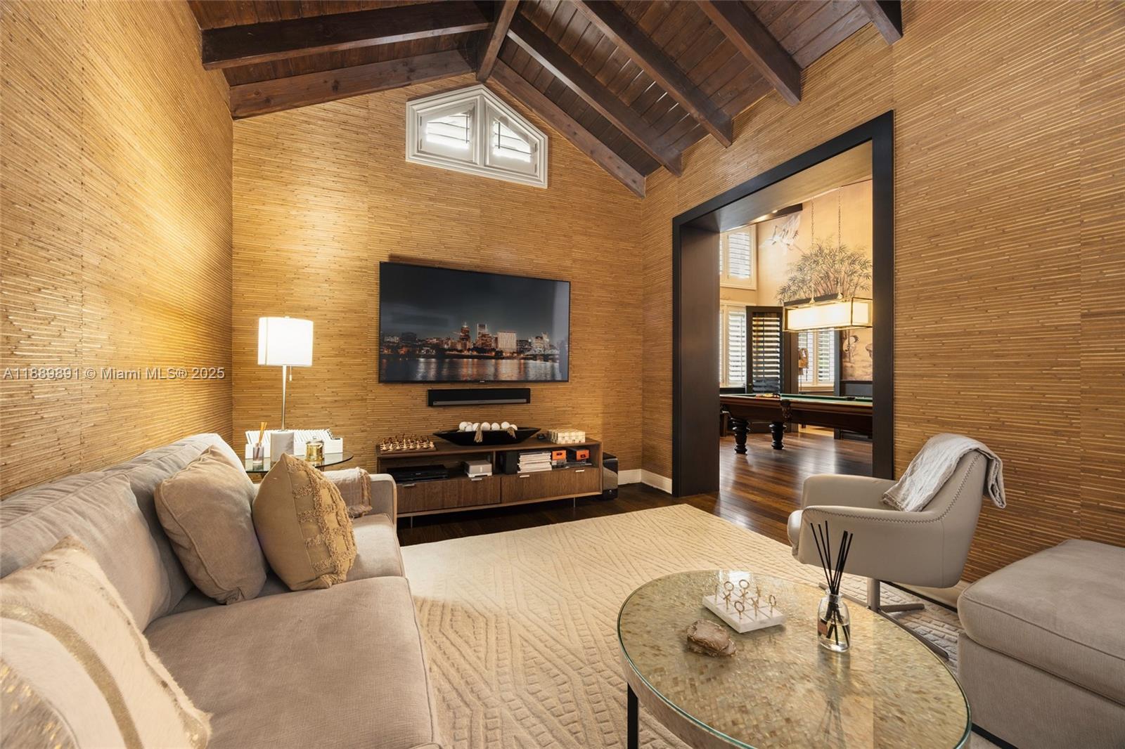 14200 Farmer Rd Palmetto Bay, FL 33158