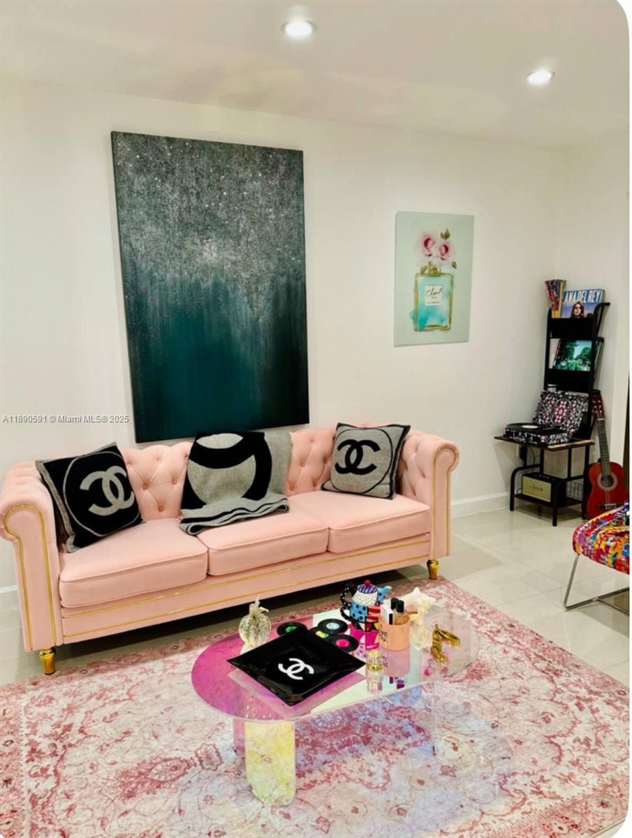 Undisclosed Address Surfside, FL 33154