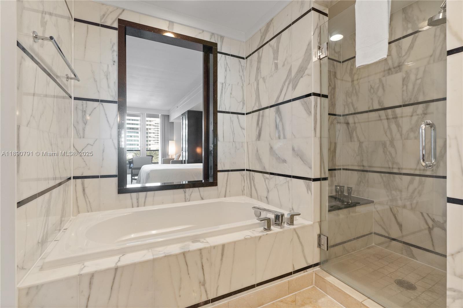 image Fontainebleau Iii25