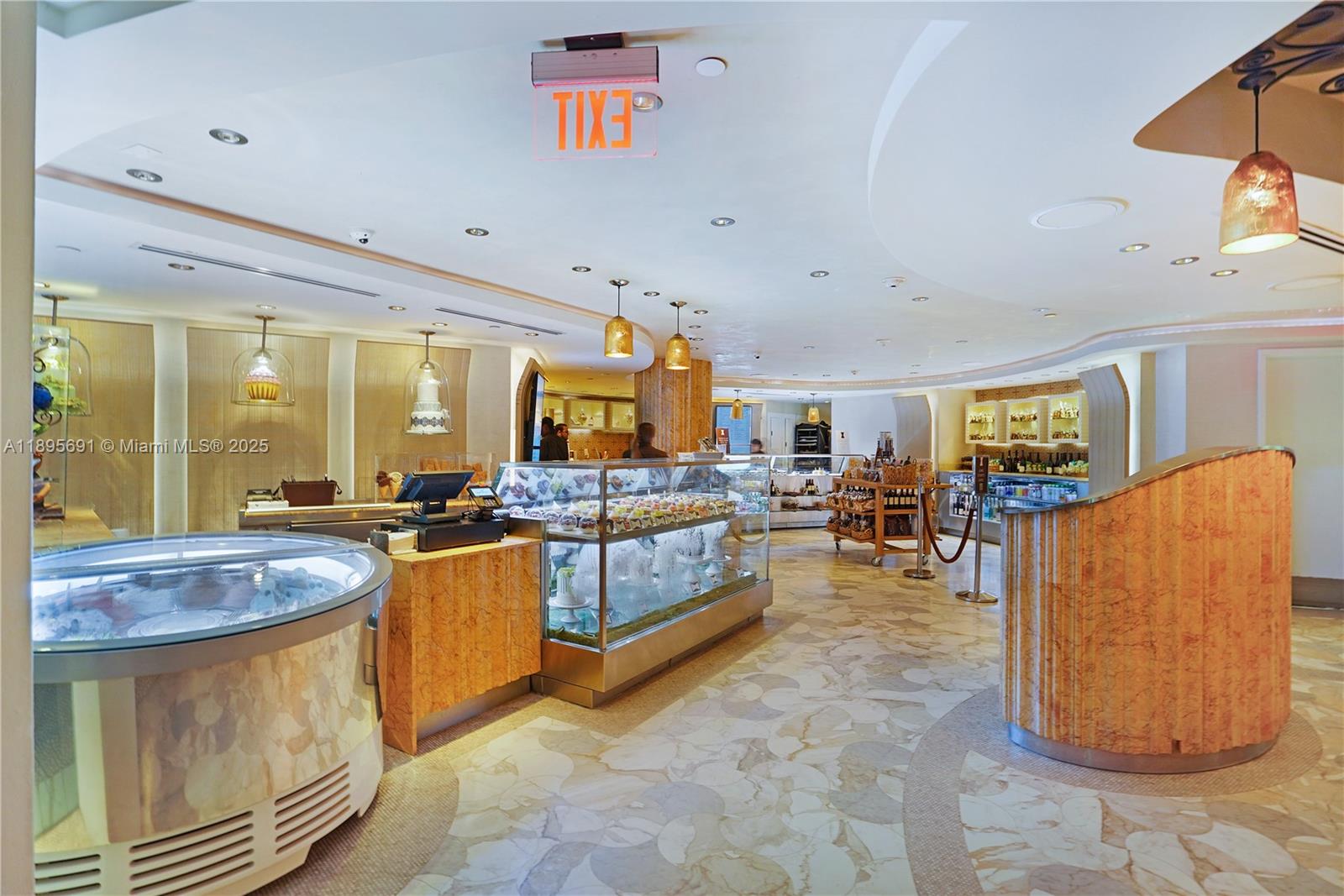 4401 Collins Ave #2011 Miami Beach, FL 33140