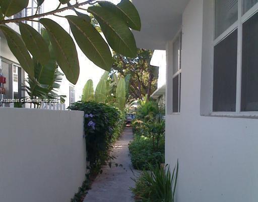 845/847/849 Michigan Ave Miami Beach, FL 33139