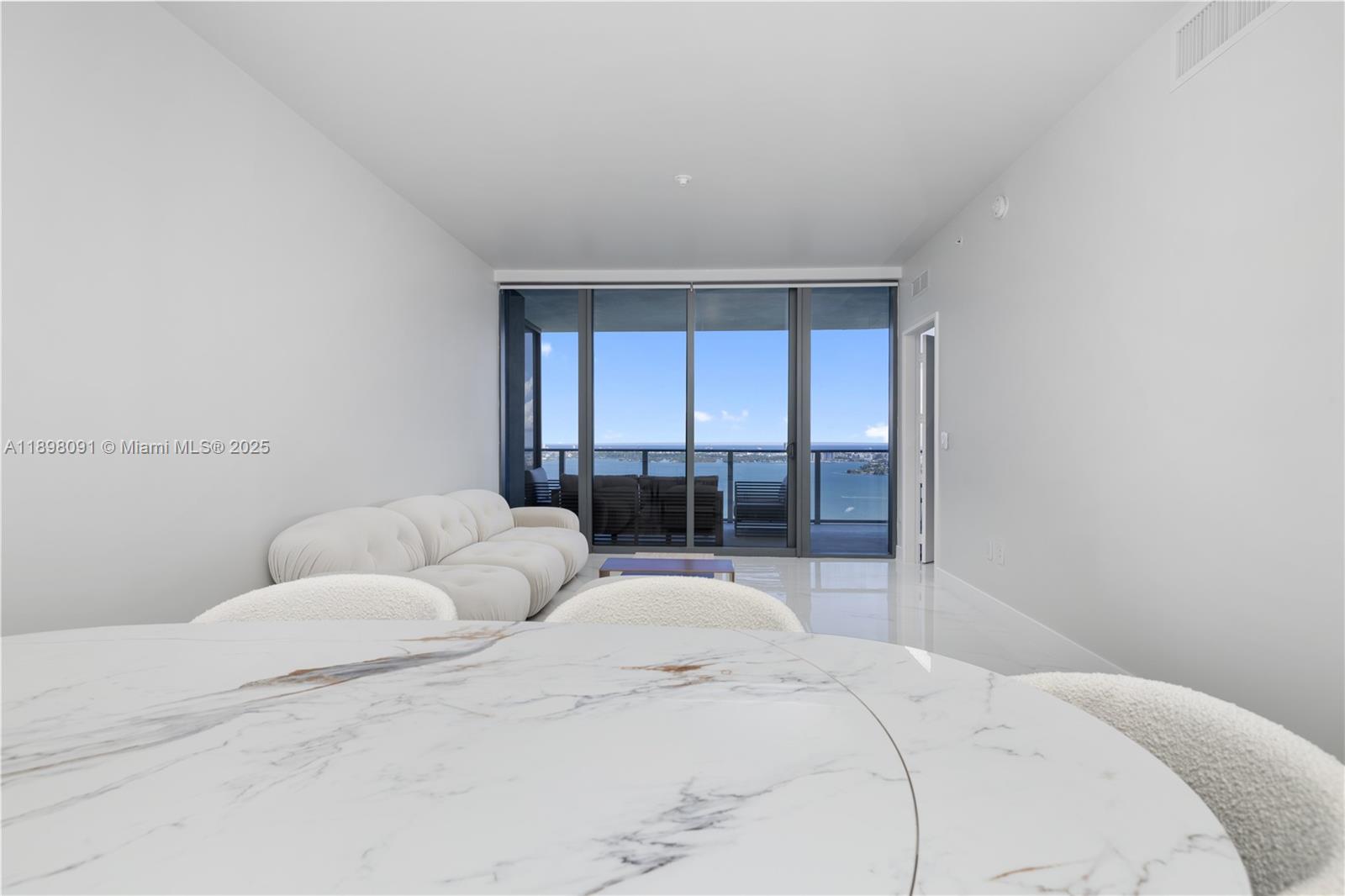 700 NE 24th St #4002 Miami, FL 33137