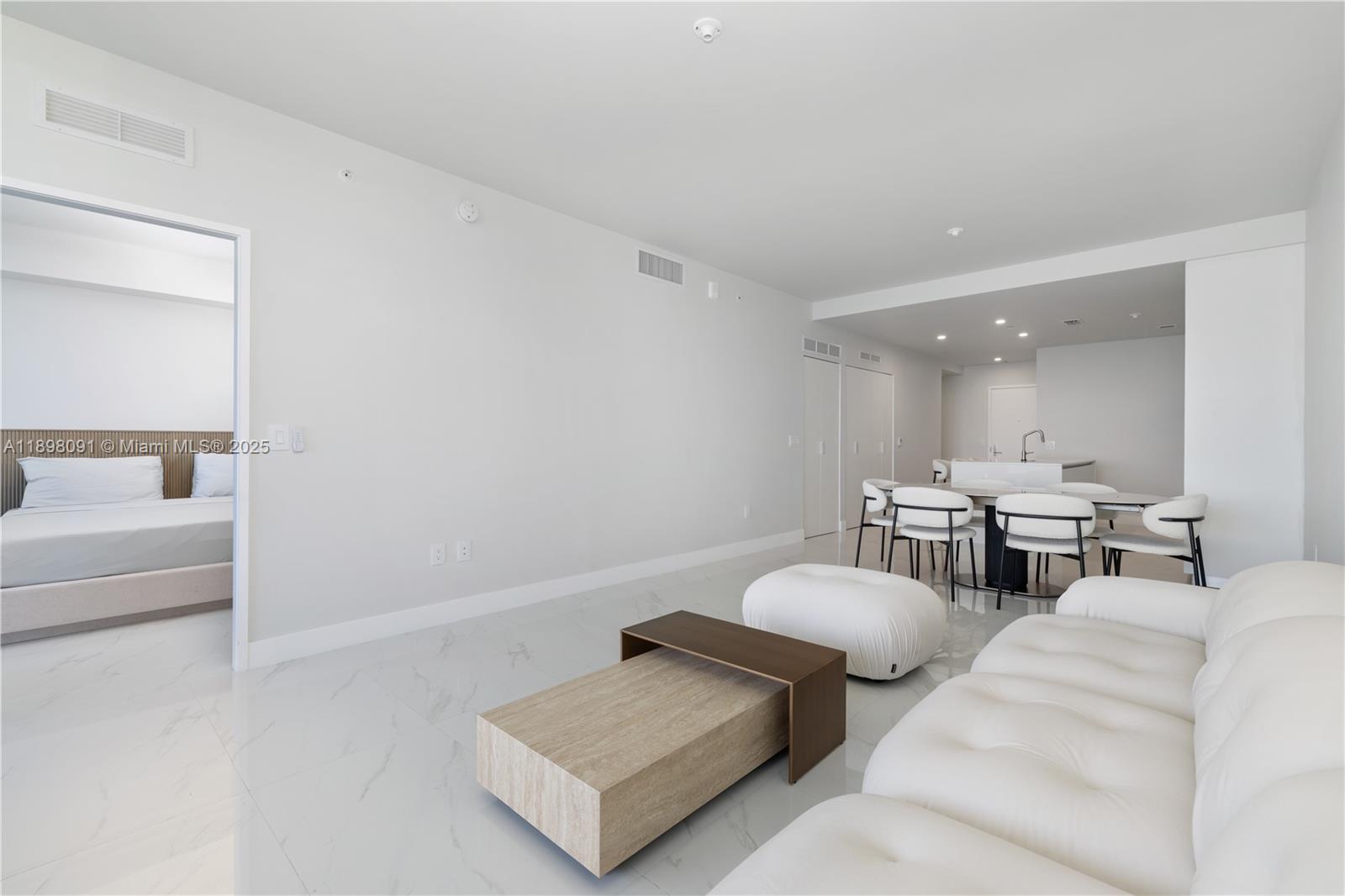 700 NE 24th St #4002 Miami, FL 33137