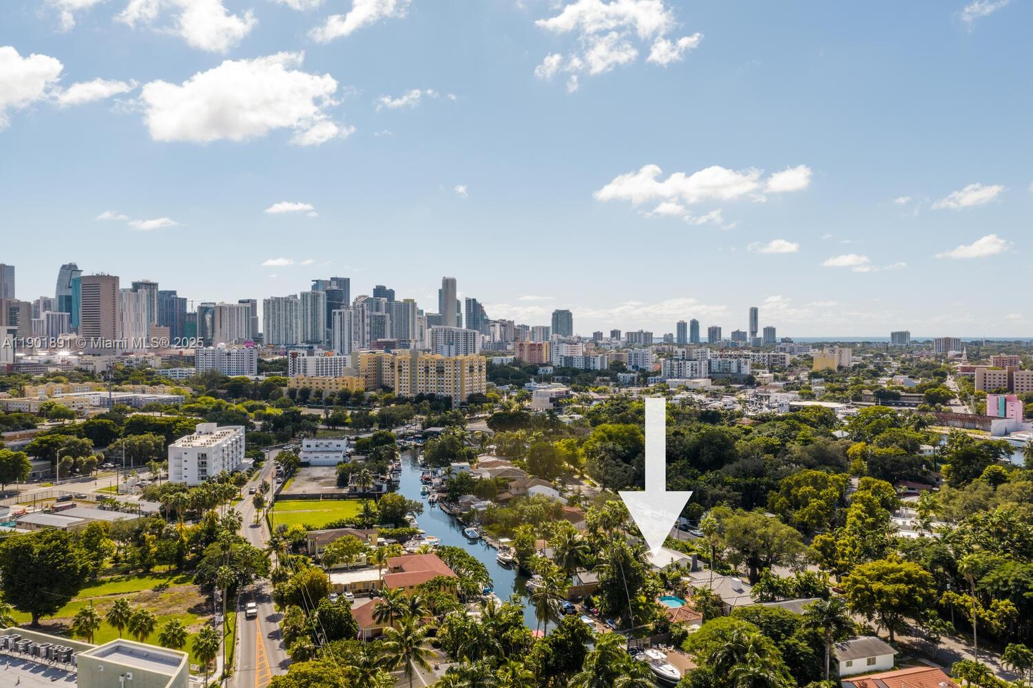 901 NW 7th St Rd Miami, FL 33136