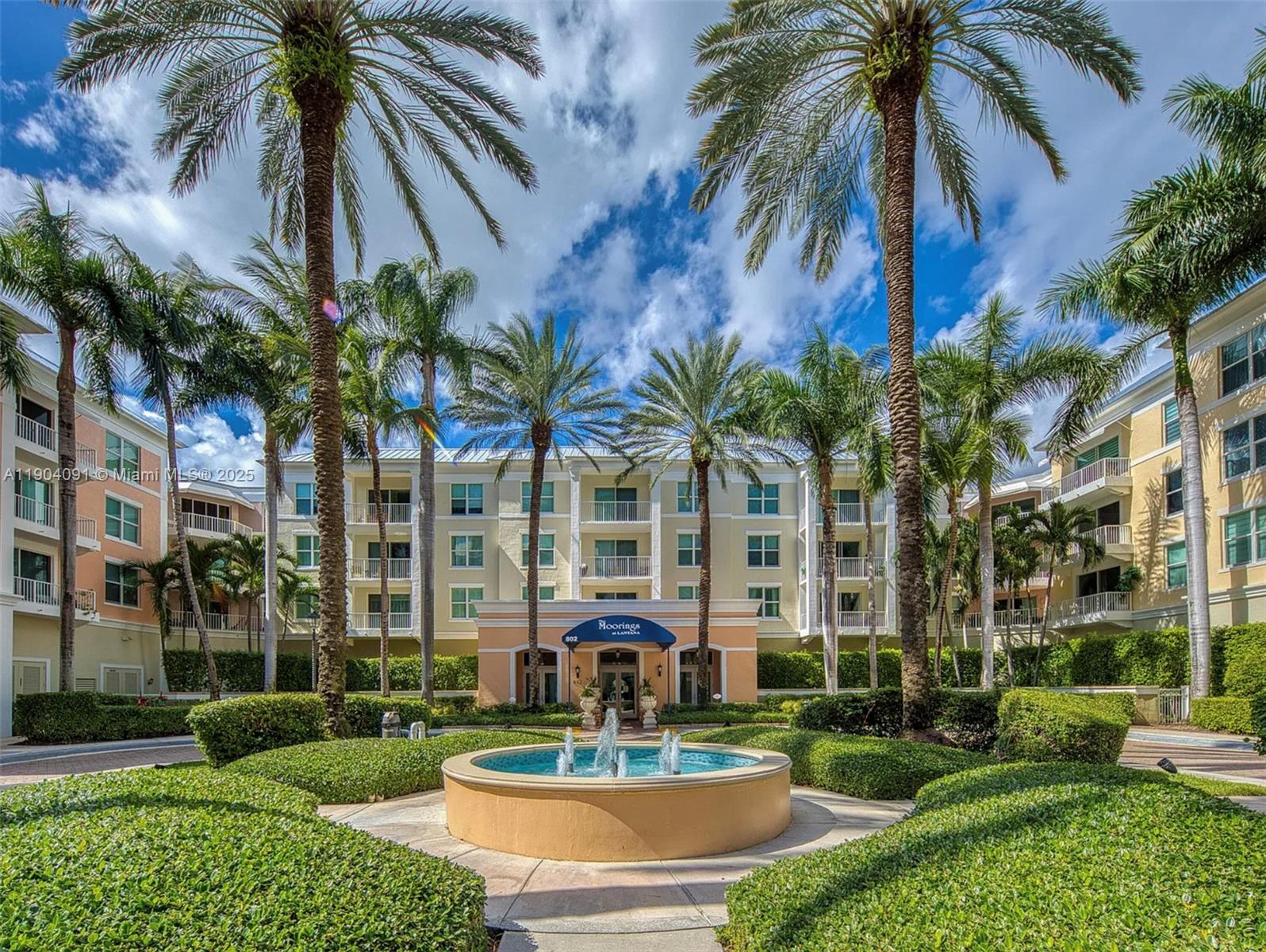 802 W Windward Way #411