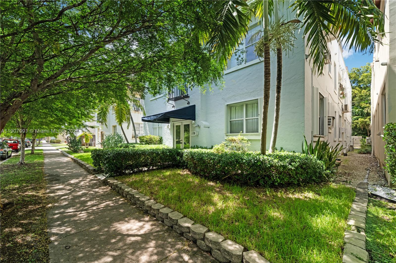119 Menores Ave #8 Coral Gables, FL 33134
