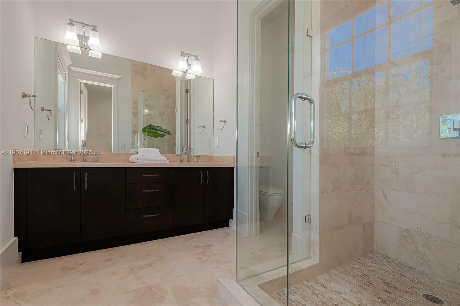 7745 SW 54th Ave Miami, FL 33143