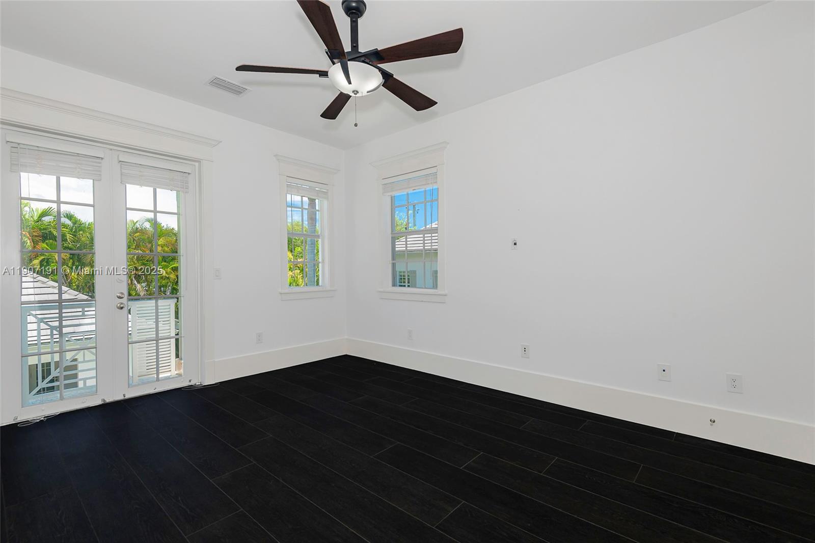 7745 SW 54th Ave Miami, FL 33143