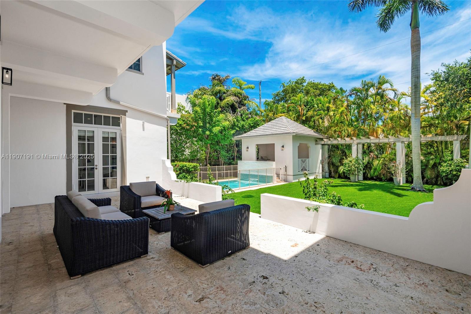 7745 SW 54th Ave Miami, FL 33143