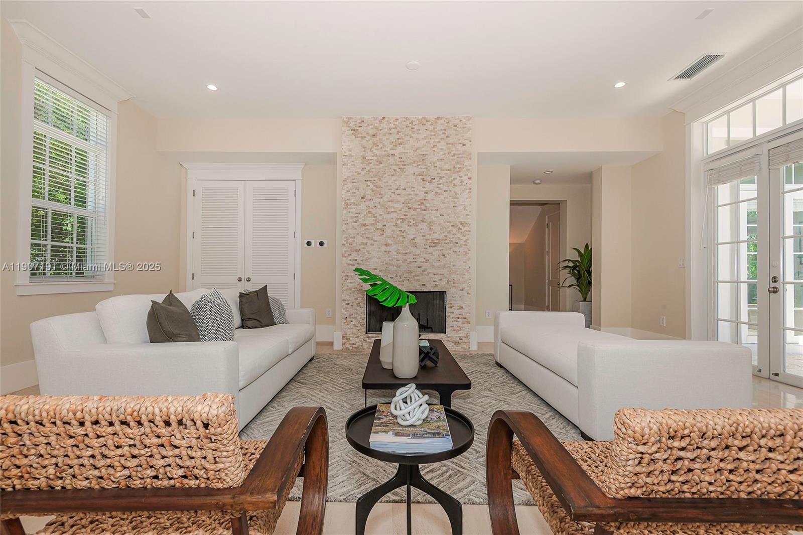 7745 SW 54th Ave Miami, FL 33143