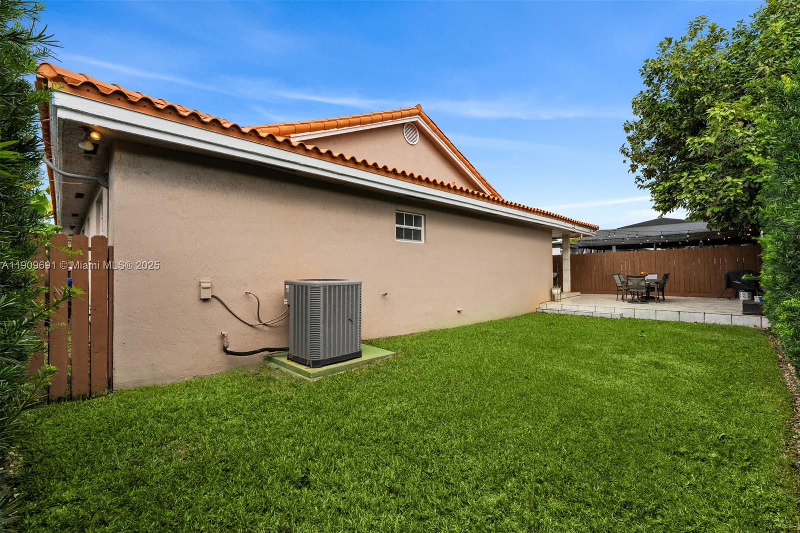 3510 SW 13th St Miami, FL 33145