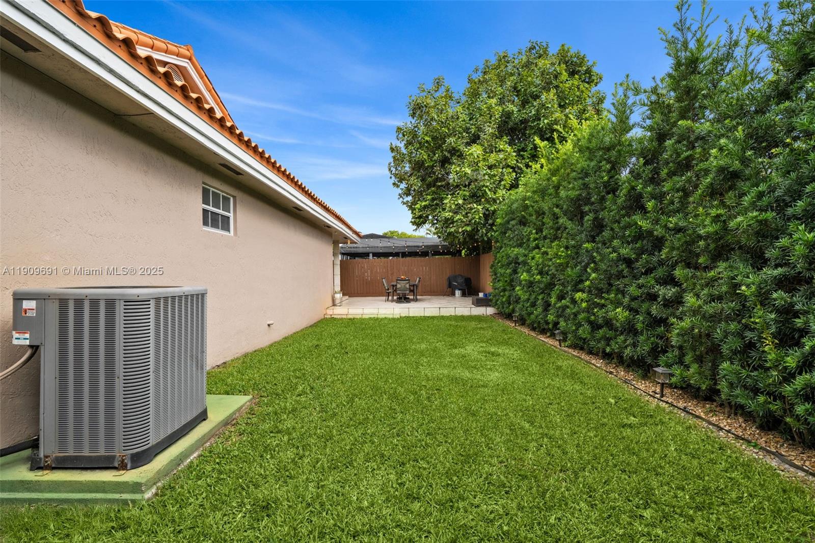 3510 SW 13th St Miami, FL 33145