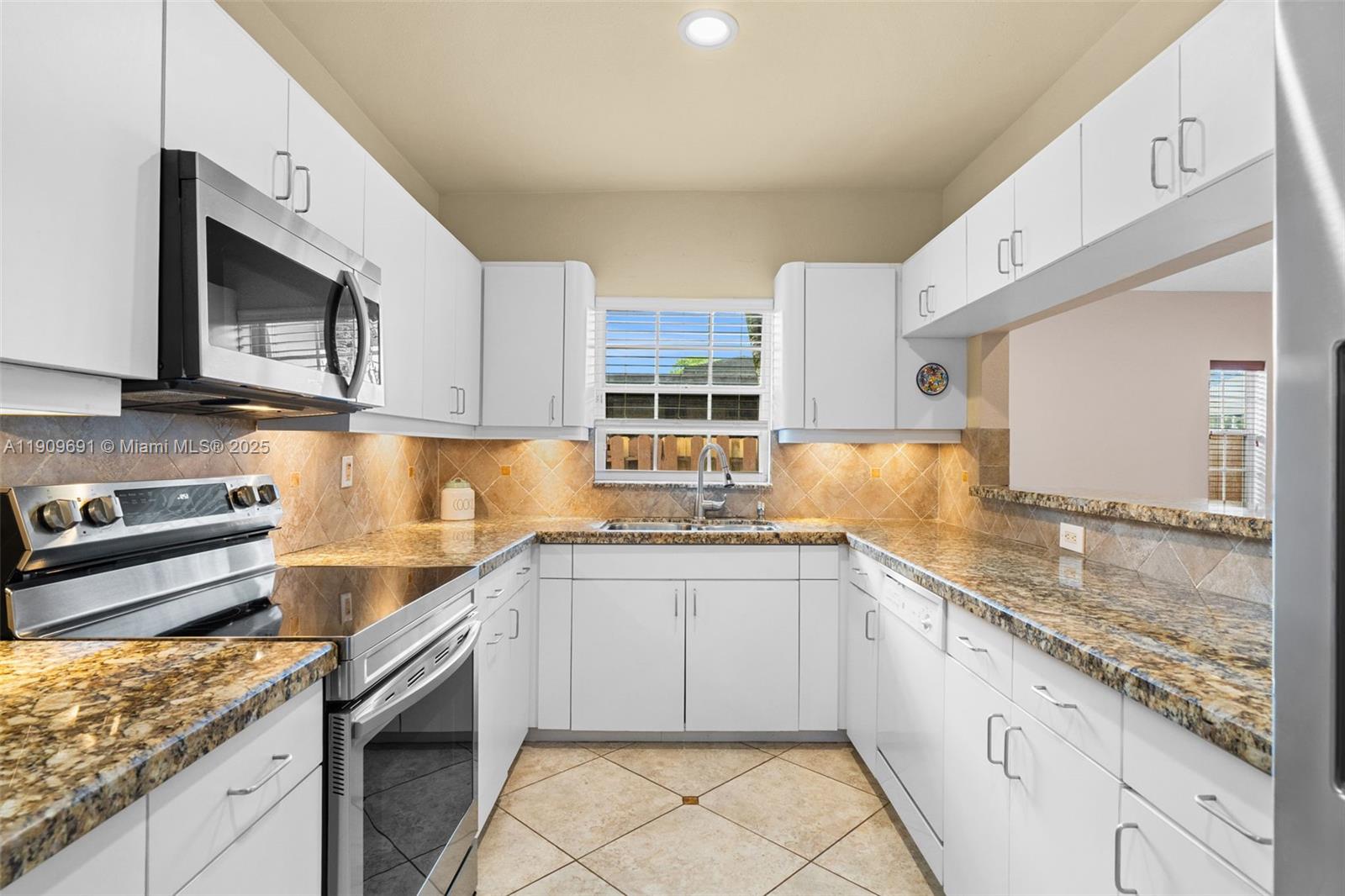 3510 SW 13th St Miami, FL 33145