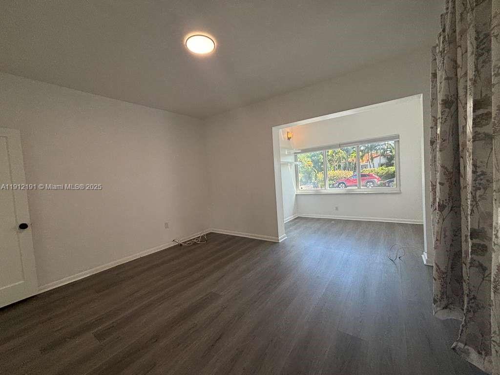 9324 Byron Ave Surfside, FL 33154