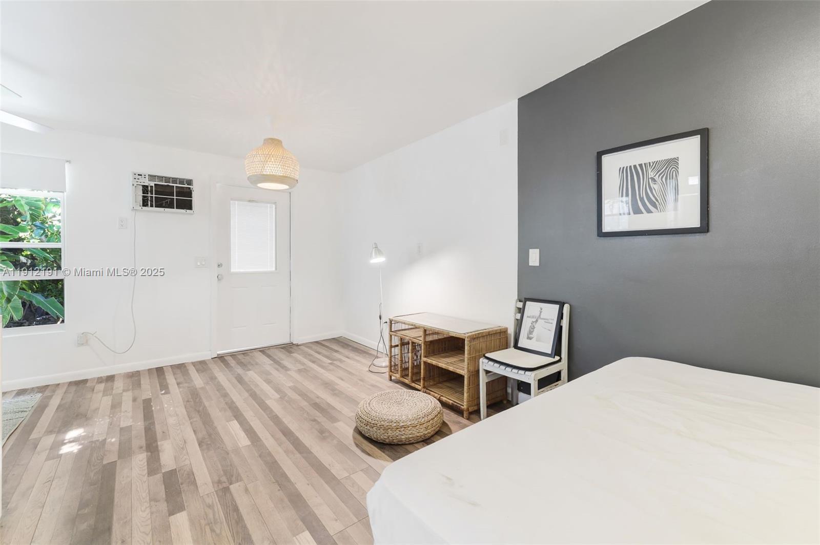 9324 Byron Ave Surfside, FL 33154