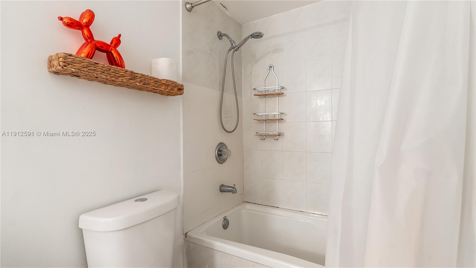 image Arlen House West16