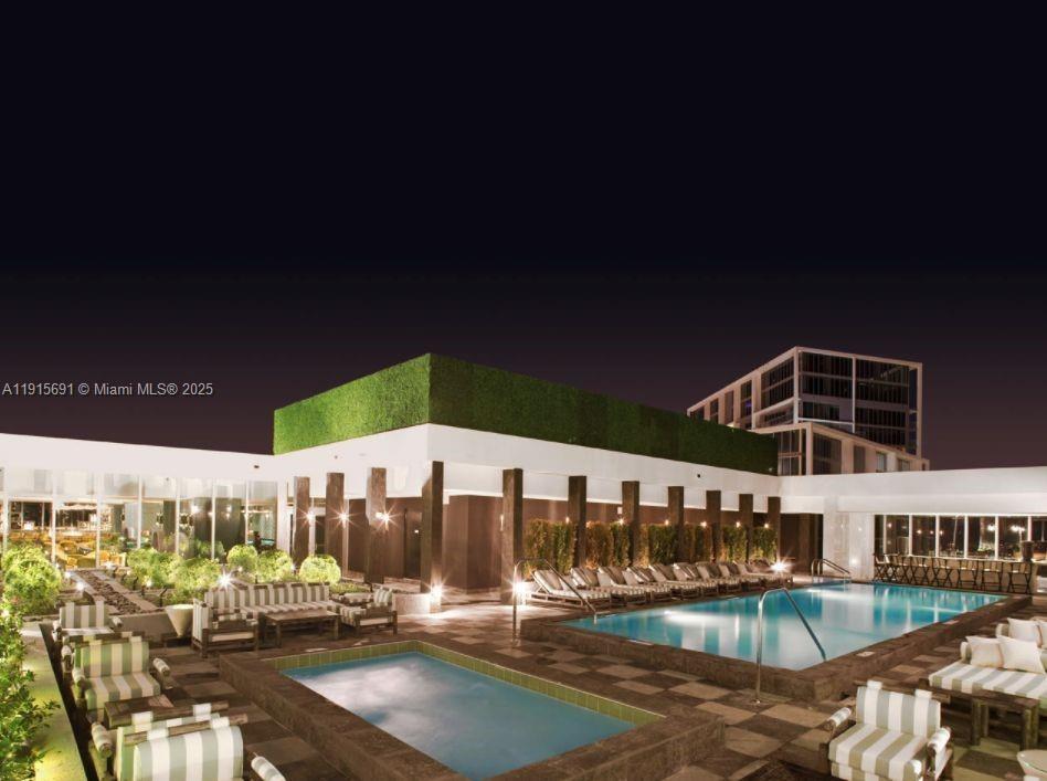 image Icon Brickell24