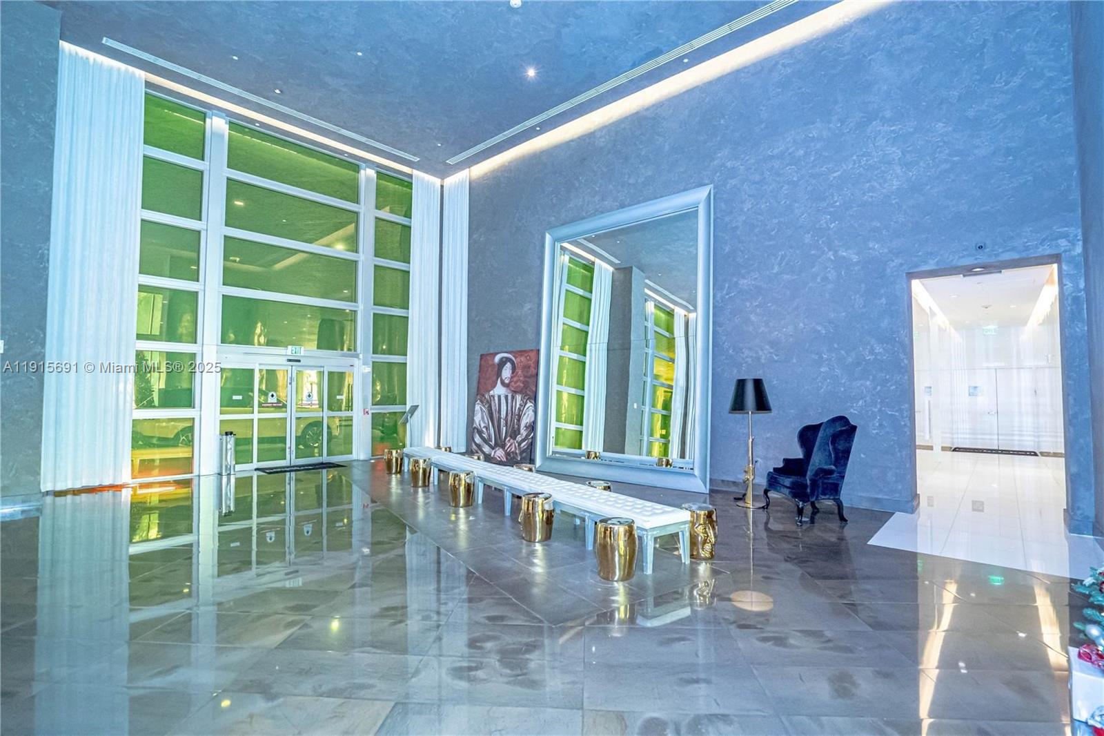 image Icon Brickell27