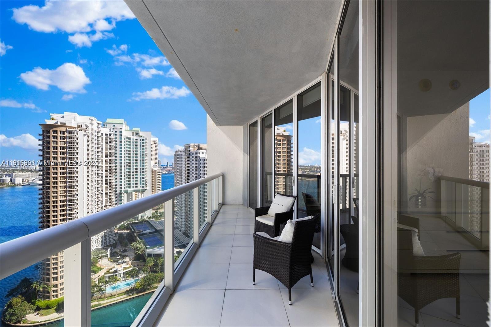 image Icon Brickell43