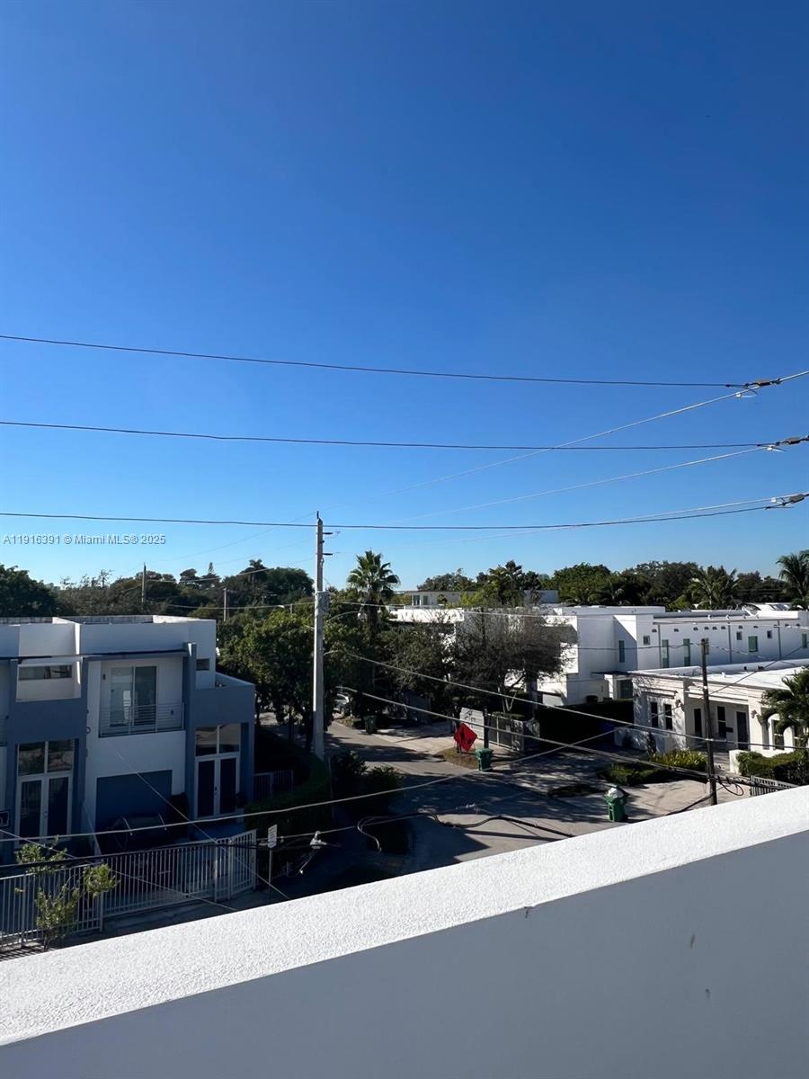 1531 SW 22th Ter Miami, FL 33145