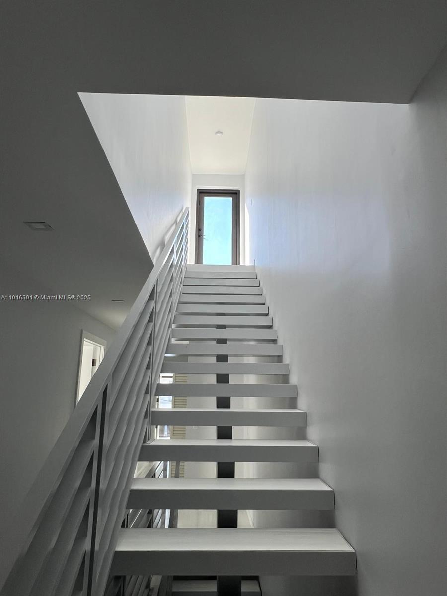 1531 SW 22th Ter Miami, FL 33145